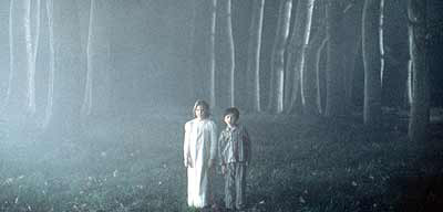 Fotograma de "Los Otros" de Alejandro Amen&aacute;bar