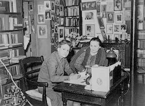 Adrienne Monnier con Sylvia Beach