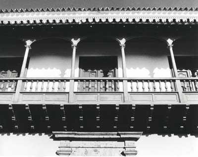 Balaustres al sol, fotograf&iacute;a de Carmelo Raydan.