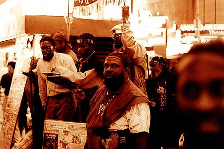 Nueva York en sepia antes de te&ntilde;irse de rojo, serie fotogr&aacute;fica de Fabio Borquez