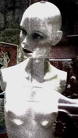 Seducci&oacute;n y artificio. Serie fotogr&aacute;fica de Sol Romo.