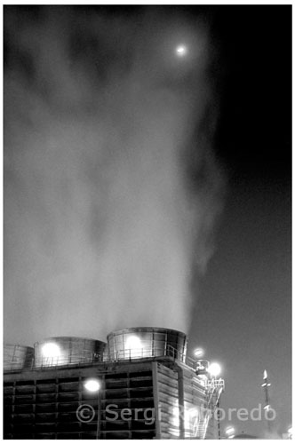 Contaminaci&oacute;n atmosf&eacute;rica. Serie fotogr&aacute;fica de Sergi Reboredo.