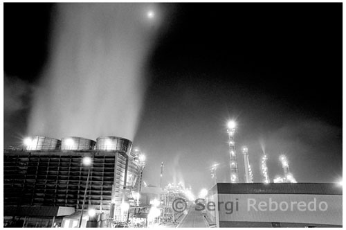 Contaminaci&oacute;n atmosf&eacute;rica. Serie fotogr&aacute;fica de Sergi Reboredo.