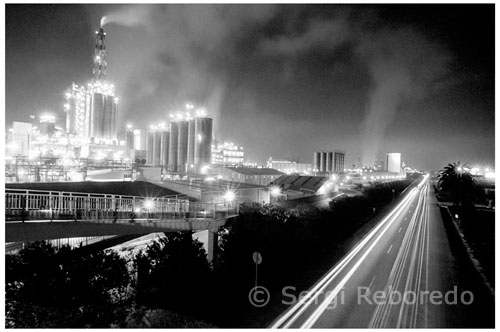 Contaminaci&oacute;n atmosf&eacute;rica. Serie fotogr&aacute;fica de Sergi Reboredo.