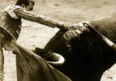 Fotograf&iacute;a de la serie Sangre y arena, de Fabio Borquez